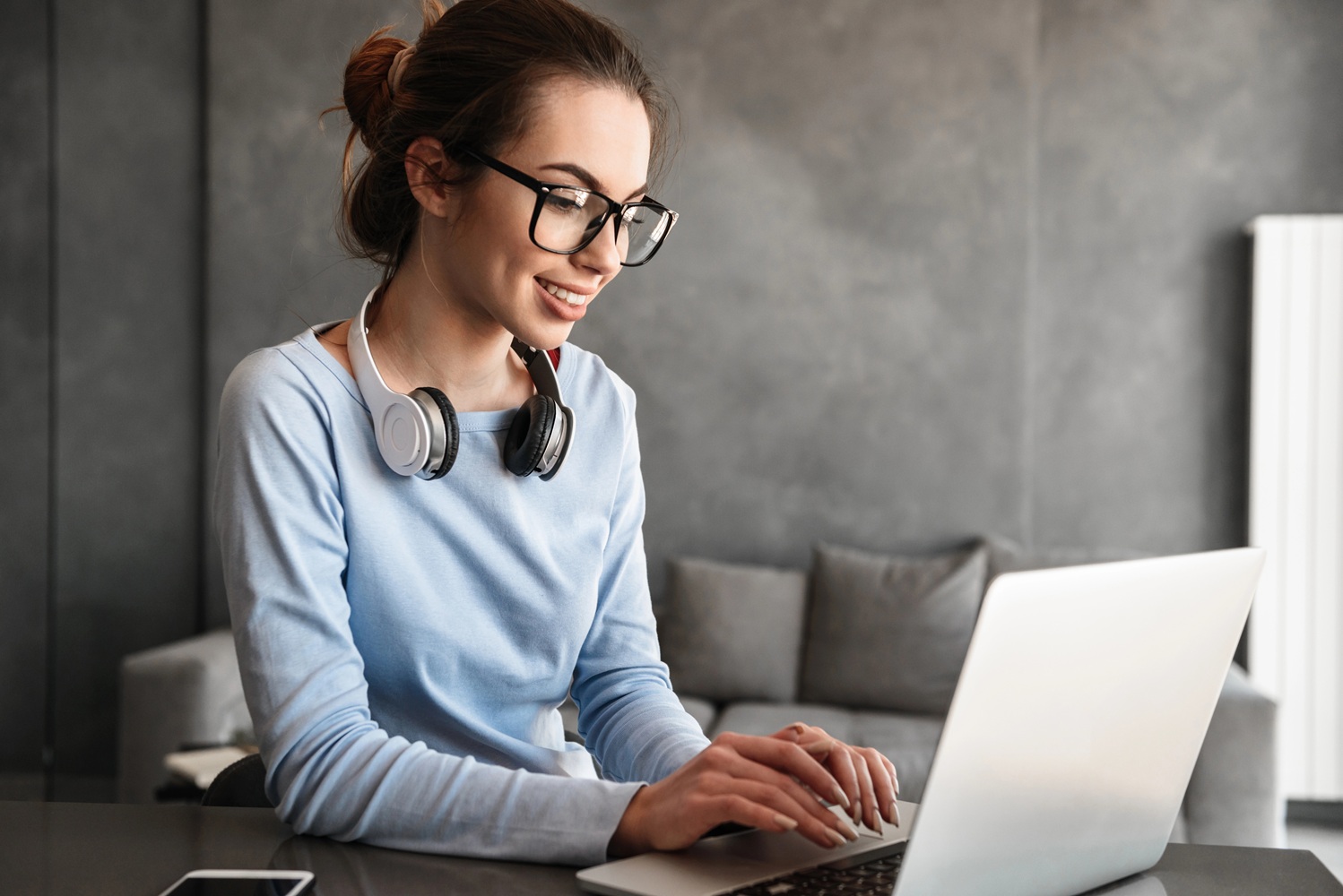 woman working on her laptop